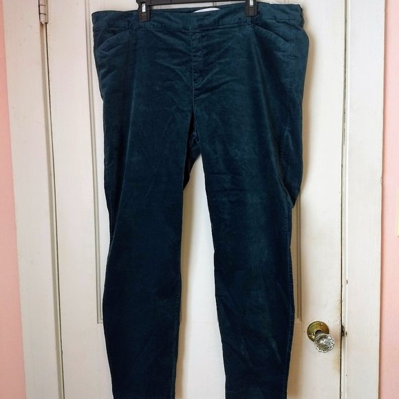 Old Navy Pants - Velvet Green Old Navy Pixie Pants